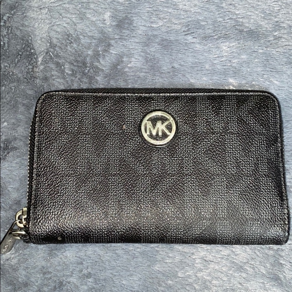 MK wallet